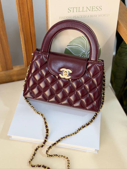 CHANEL 💫
Super Master Quality ⚡️
Original Packing 🎁
Size 19Cm📏

For Price 👇 WhatsApp✅
0568585901 
0507557372
0552275751 Owner Zain 👌

Zain321
♥️♥️♥️