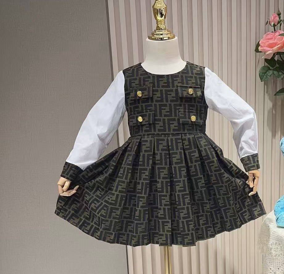 New 💕💕
6m-3y 130 dhs🪙🖤
4-10y 140 dhs🪙🖤

Zain151
♥️♥️♥️