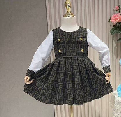 New 💕💕
6m-3y 130 dhs🪙🖤
4-10y 140 dhs🪙🖤

Zain151
♥️♥️♥️