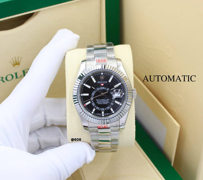 ROLEX  SKY DWELLER AUTOMATIC 41mm

180 dhs🪙💚

Zain158
♥️♥️♥️