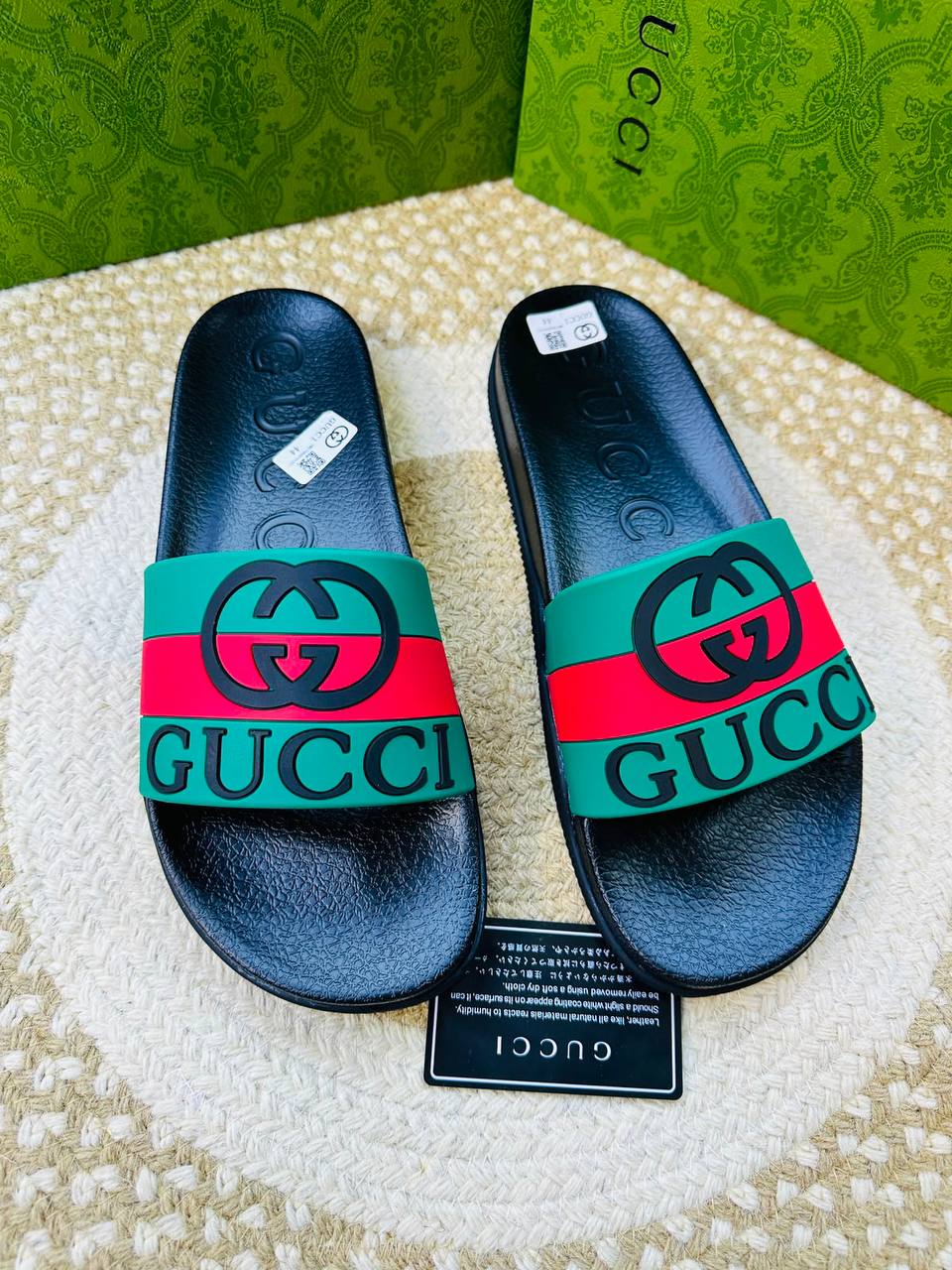 New
Size 40-46 
120 dhs💓

Zain132
♥️♥️♥️