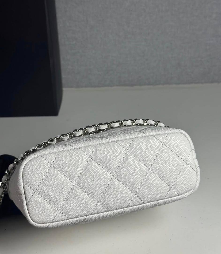 Chanel

95 dhs❤️

with box
🎁🎁🎁

size 21cm

Zain26
♥️♥️♥️