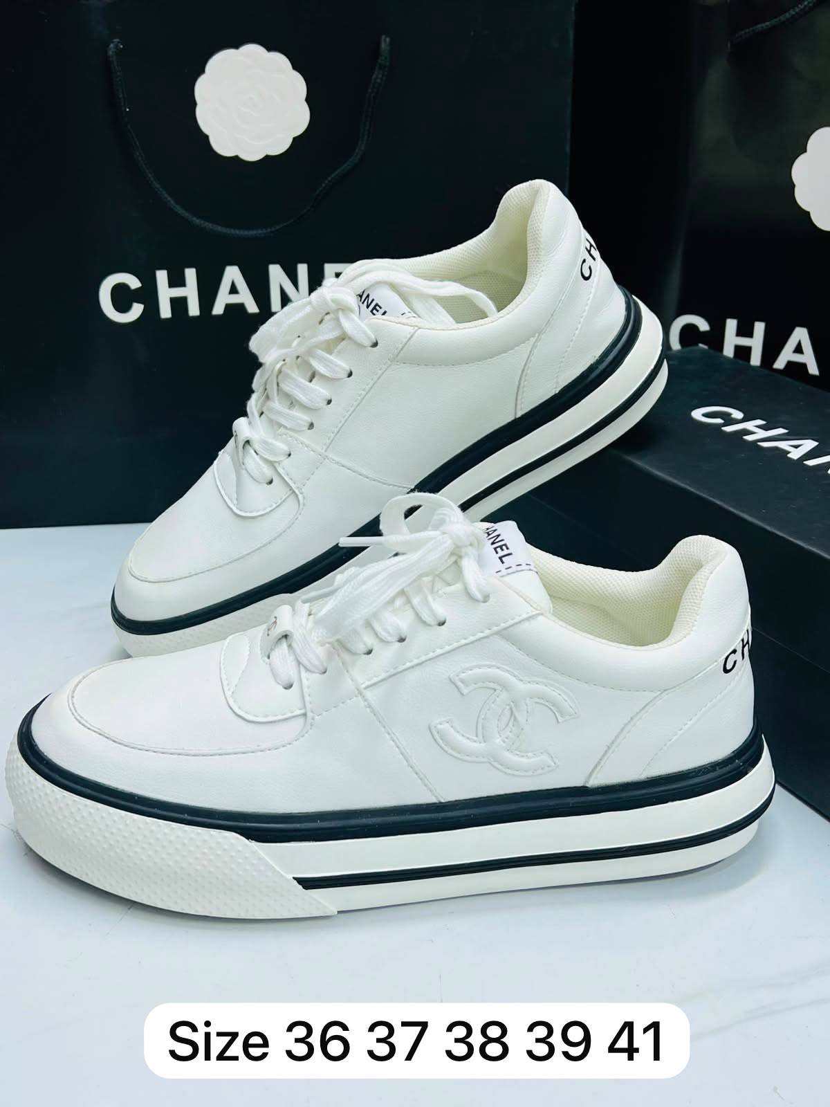 𝐂𝐇𝐀𝐍𝐄𝐋 𝐒𝐇𝐎𝐄𝐒 ( 𝐟𝐨𝐫 𝐰𝐨𝐦𝐚𝐧 𝐨𝐧𝐥𝐲)

💯high quality
Size 𝐂𝐡𝐞𝐜𝐤 𝐢𝐧 𝐭𝐡𝐞 𝐩𝐢𝐜𝐭𝐮𝐫𝐞

130 dhs🇦🇪🇦🇪

Zain86
♥️♥️♥️