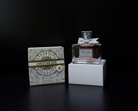 Dior
55 dhs✅

Zain109
♥️♥️♥️