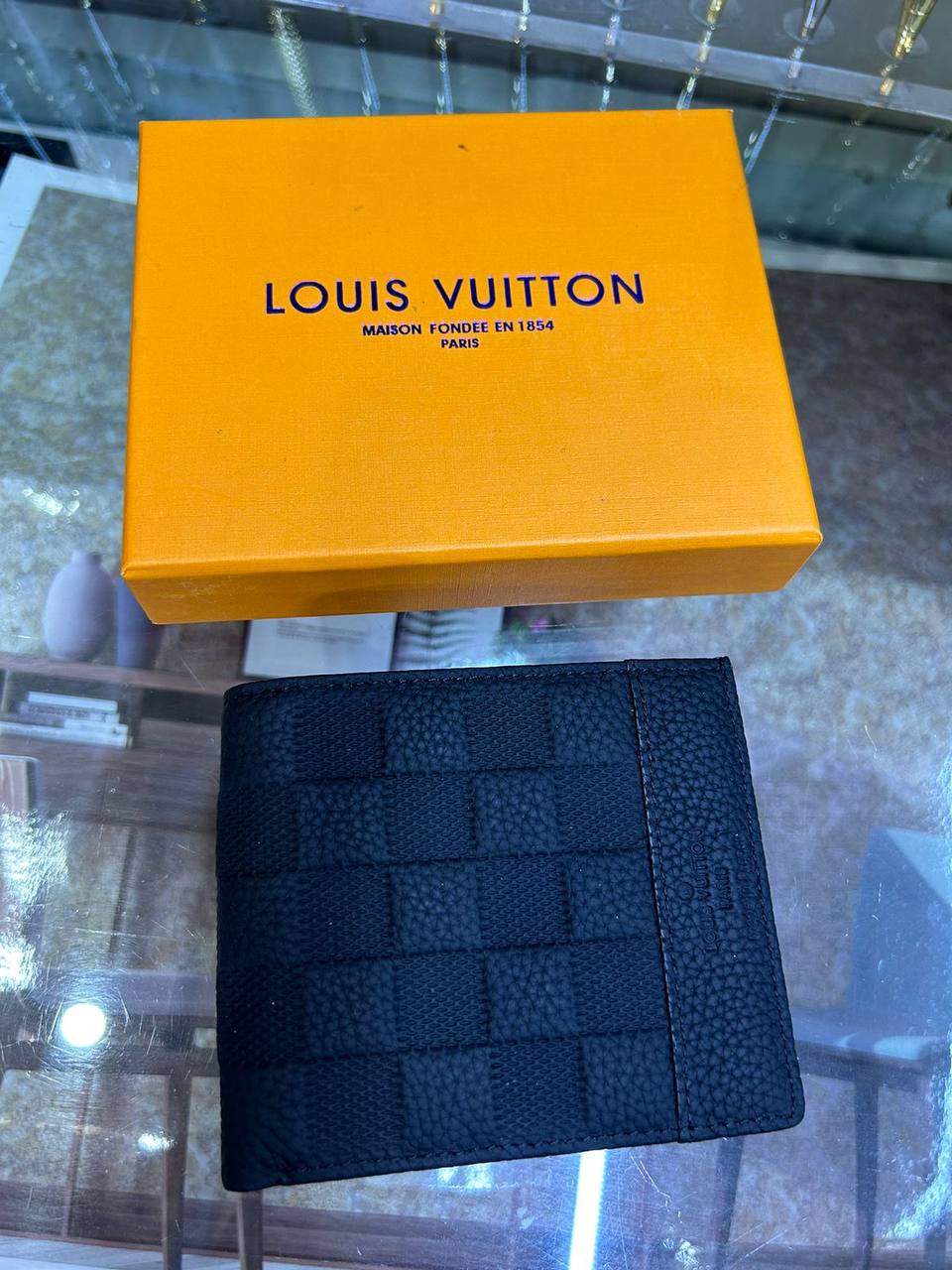 Leather Wallets
65 dhs✅

Zain190
♥️♥️♥️