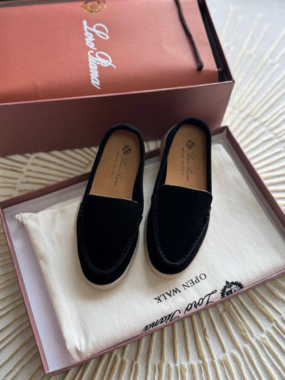 Loro Piana 
 Super master quality 😍
Size:24To 34
350 dhs🌺

Zain261
♥️♥️♥️