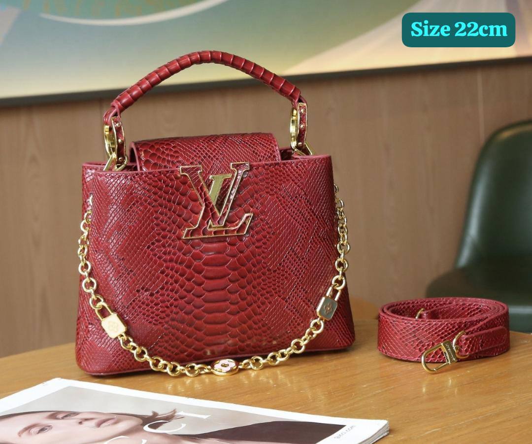 LV
Good quality 
with box 
130 dhs💓

Zain186
♥️♥️♥️