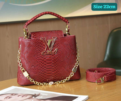 LV
Good quality 
with box 
130 dhs💓

Zain186
♥️♥️♥️