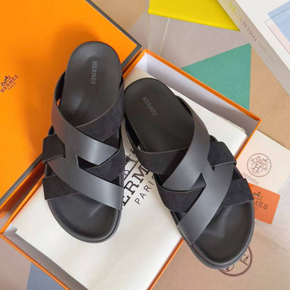 Hermes
Size 40-45 
110 dhs🇦🇪

Zain132
♥️♥️♥️