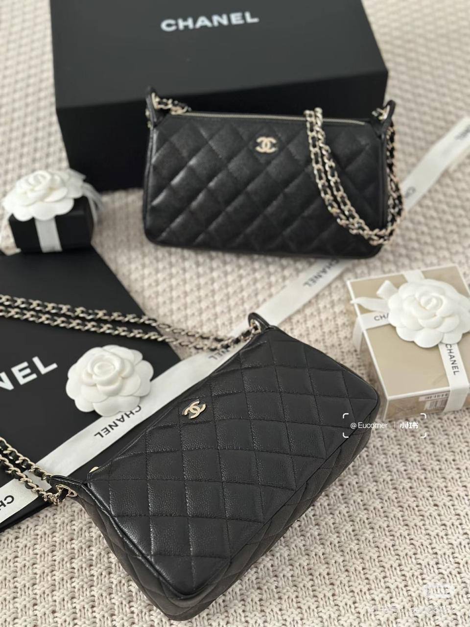 💗 Chanel 26C
1⃣️ First quality +🎁
Size : 23 * 13 * 7 cm
90 dhs✅
with box🎁

Zain115
♥️♥️♥️