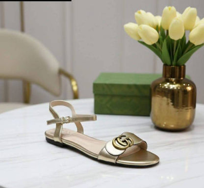 GUCCI 
180 dhs💓
*SIZE  36   TO   41*

Zain224
♥️♥️♥️