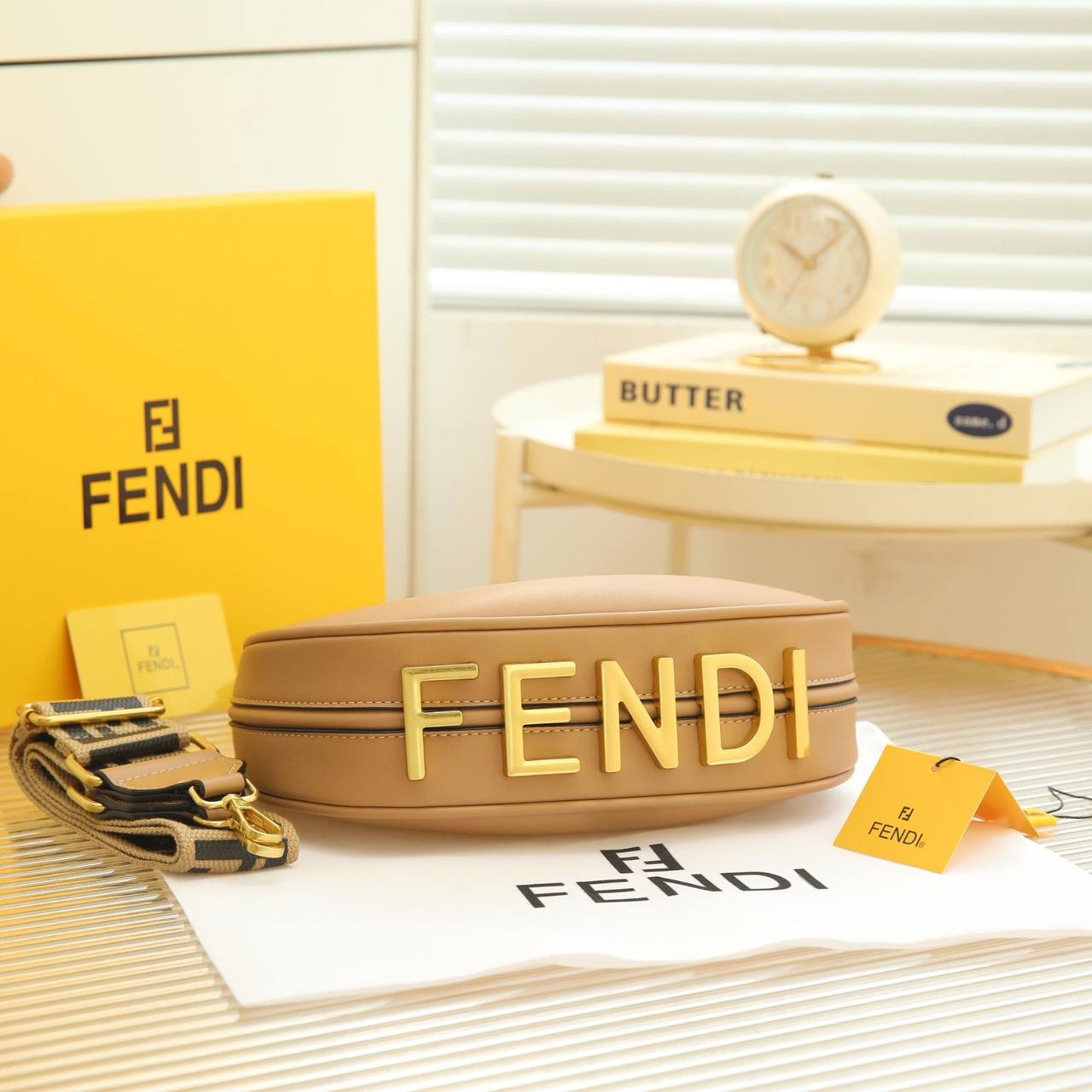 FENDI
BEST QUALITY

 WITH BOX’S 
🎁🎁🎁

110 dhs✅
SIZE 24 CM

Zain290
♥️♥️♥️