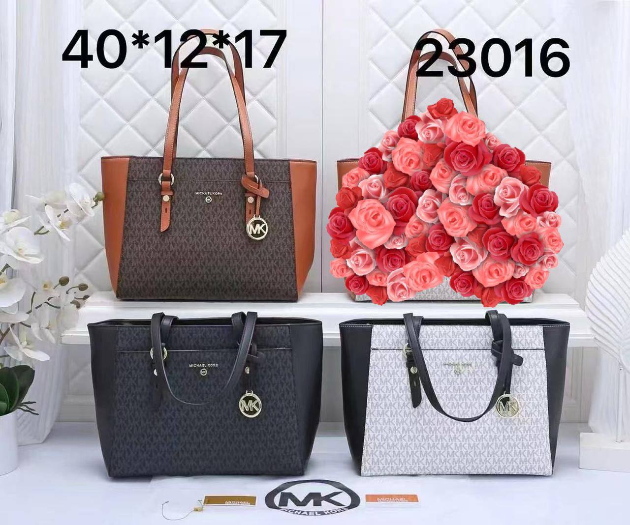 💝 MK Tote
1⃣️ First quality 
Size : 40 *  12 cm
90 dhs🪙🌨️

Zain115
♥️♥️♥️