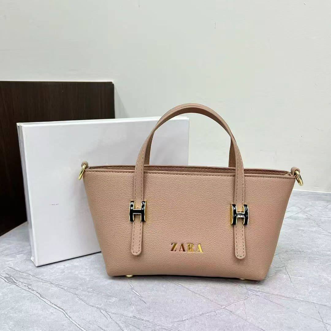 ZARA 

with Box
80 dhs🇦🇪🇦🇪🇦🇪

Zain232
♥️♥️♥️