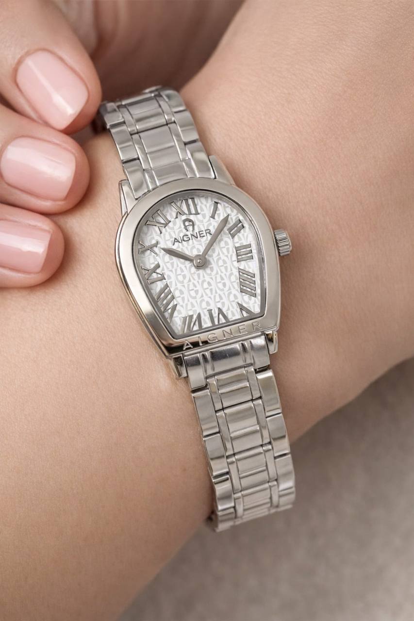 Aigner 
watch for ladies good quality 
260 dhs🇦🇪

Zain59
♥️♥️♥️