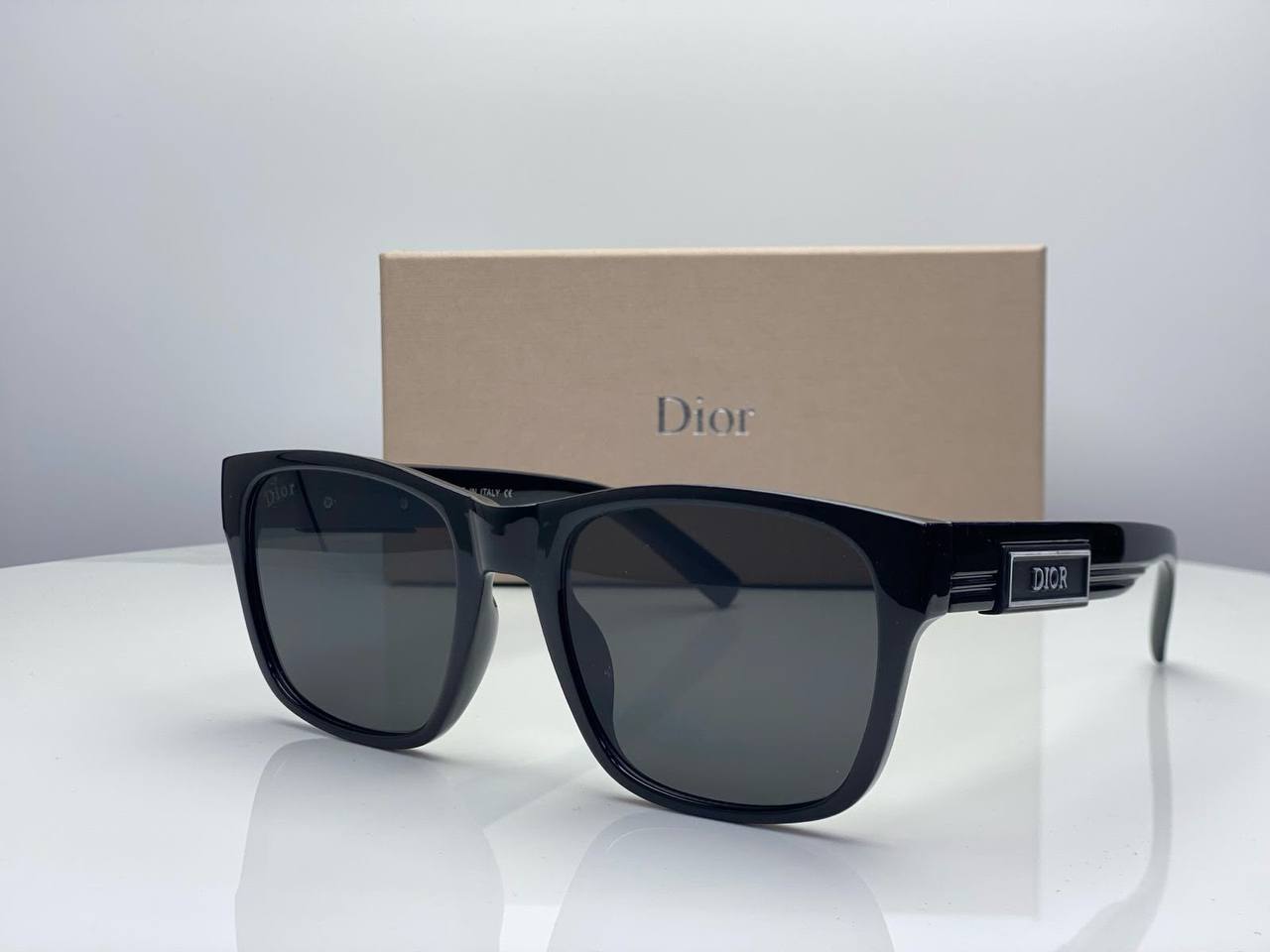 Sunglasses
65 dhs🇦🇪🇦🇪

Zain182
♥️♥️♥️