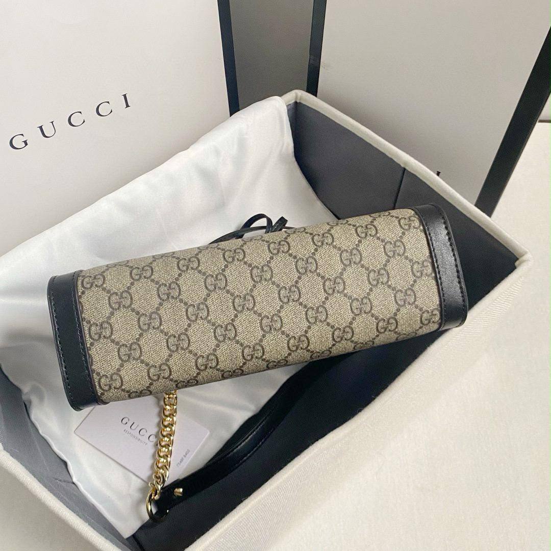 GUCCI NEW CAME GOOD QUALITY SMALL SIZE 
105 dhs🇦🇪🇦🇪

Zain295
♥️♥️♥️