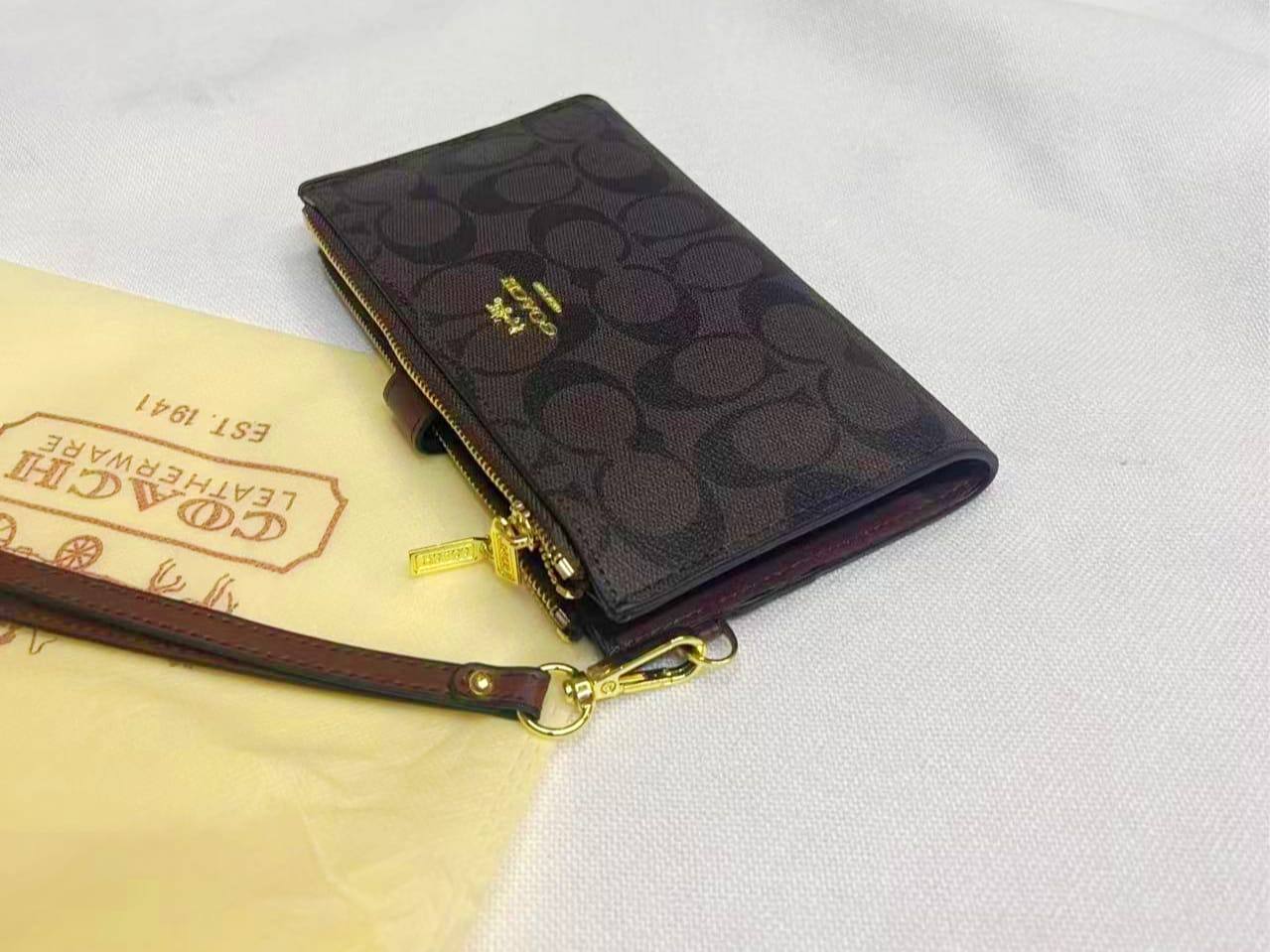 Long Wallets
55 dhs🇦🇪🇦🇪

Zain26
♥️♥️♥️