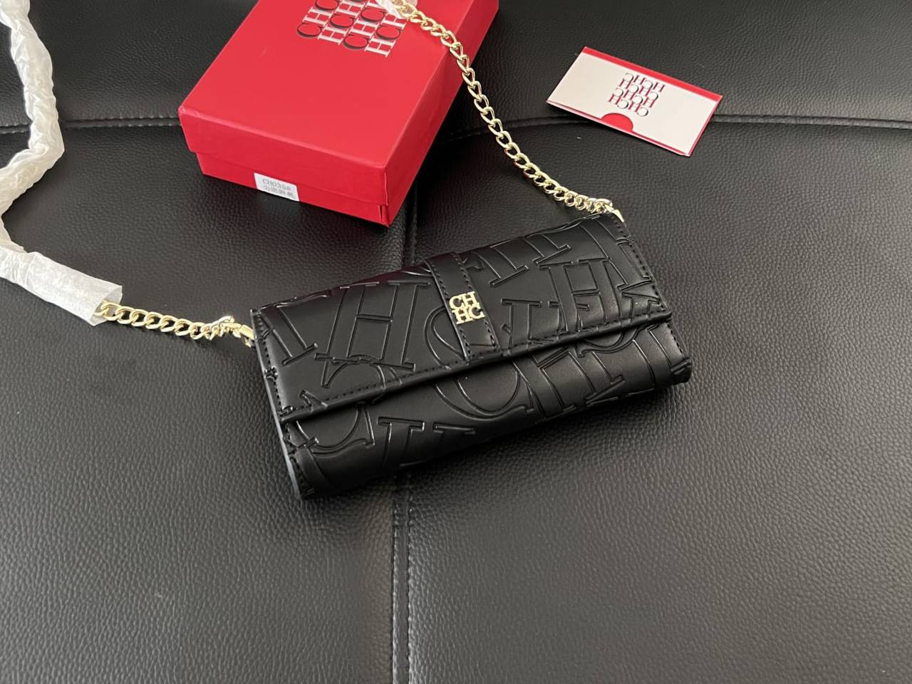 COACH

110 dhs✅

with box
🎁🎁🎁

Zain175
♥️♥️♥️