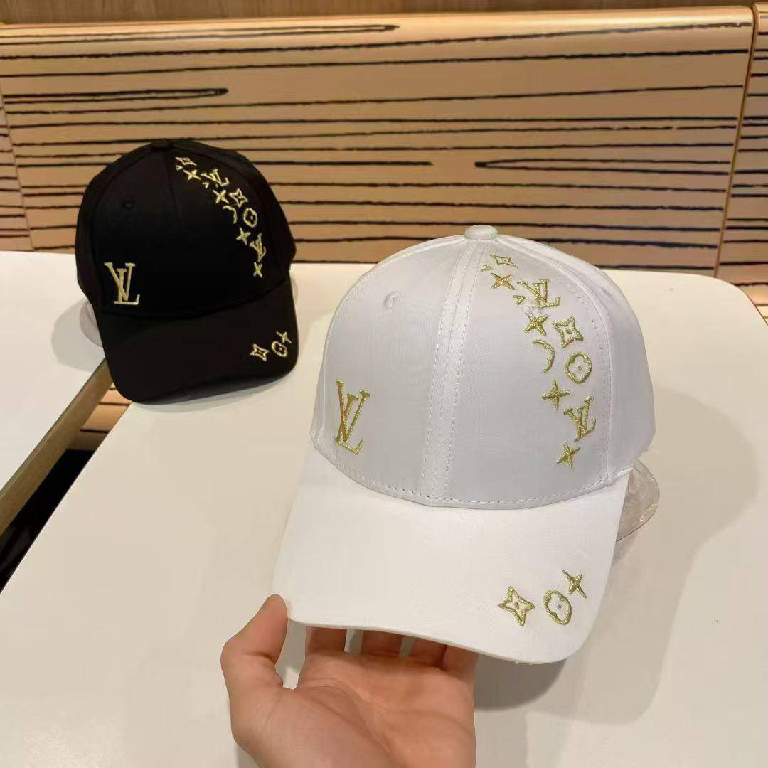 Caps
45 dhs✅

Zain93
♥️♥️♥️