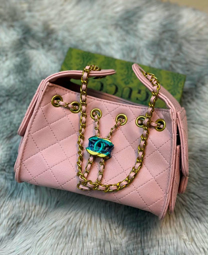 CHANNEL 

AVAILABLE
SIZE 22CM
NO BOX
HIGH QUALITY
110 dhs🇦🇪🇦🇪🇦🇪

Zain331
♥️♥️♥️
