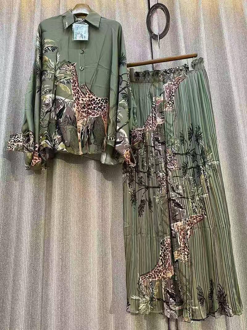 Silk set
Good quality 
Free size 
130 dhs🇦🇪🇦🇪

Zain295
♥️♥️♥️