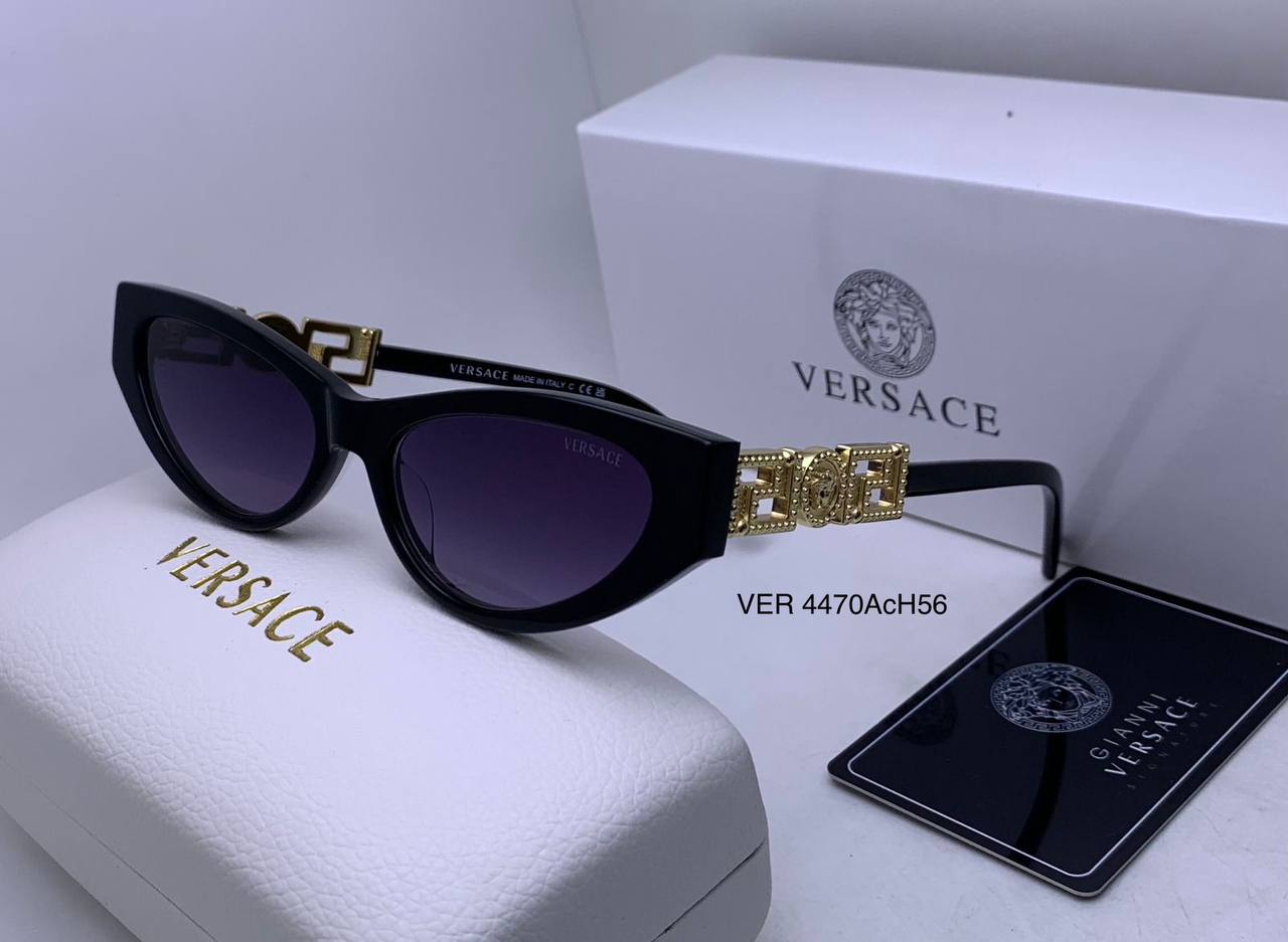 Versace
Ladies super Master quality 
180 dhs✅

Zain126
♥️♥️♥️