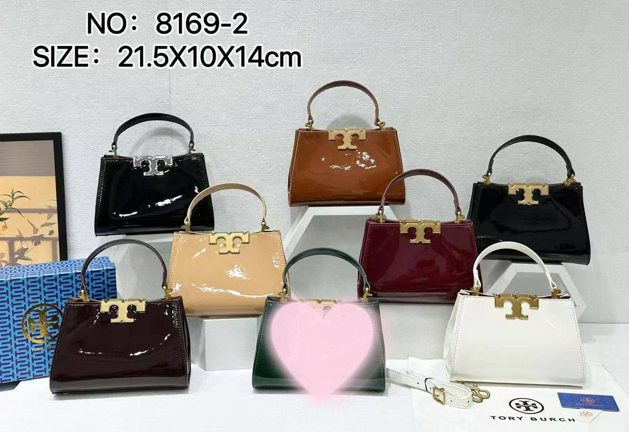 TORY BURCH 

NEW CAME GOOD QUALITY 
WITH BOX 
🎁🎁🎁

90 dhs❣️

Zain39
♥️♥️♥️