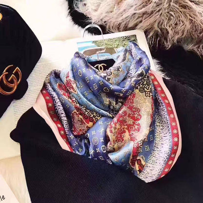 Silk scarf 
40 dhs❣️

Zain93
♥️♥️♥️