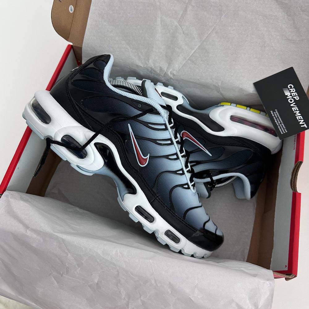 NIKE
Size 40 to 45 
120 dhs✅

Zain183
♥️♥️♥️