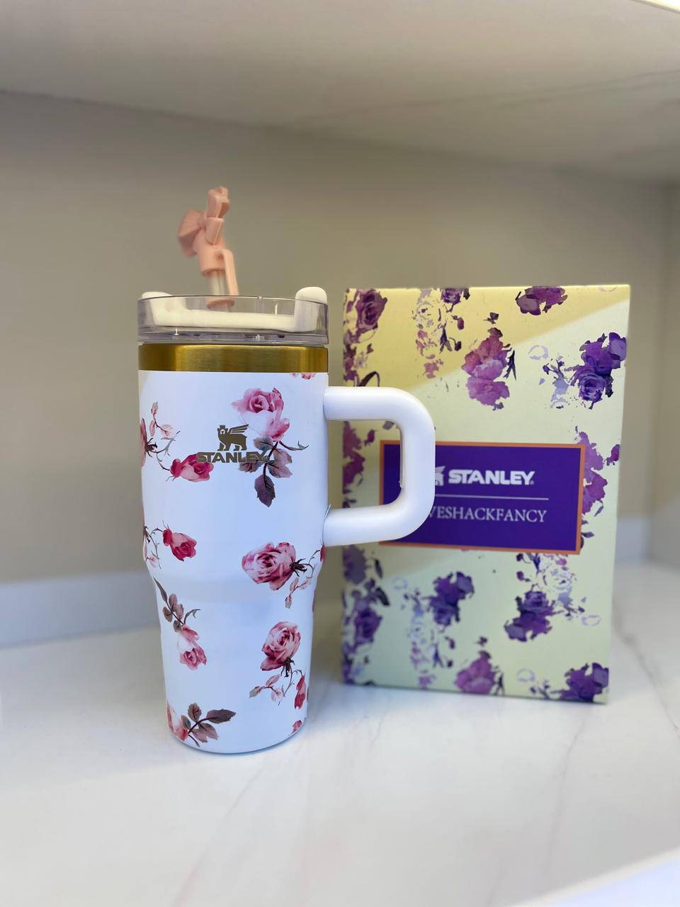 STANLEY WATER BOTTLE

14oz | 550ml
60 dhs🇦🇪🇦🇪

Zain88
♥️♥️♥️