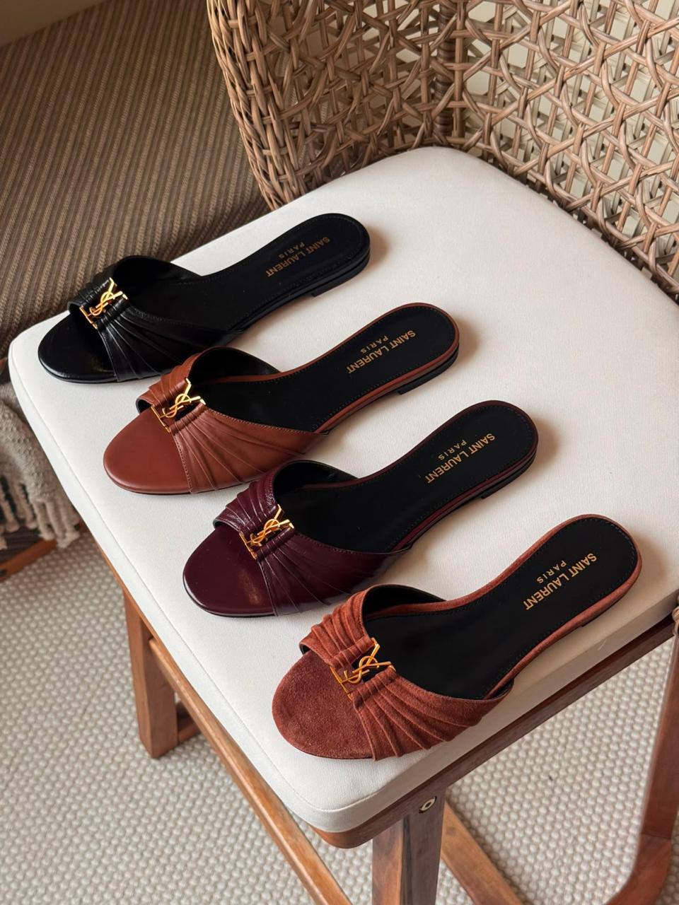 YSL 
✨ New Collection
👠 36–41
💎 Premium Quality
🔥 Super Master
450 dhs✅

Zain198
♥️♥️♥️