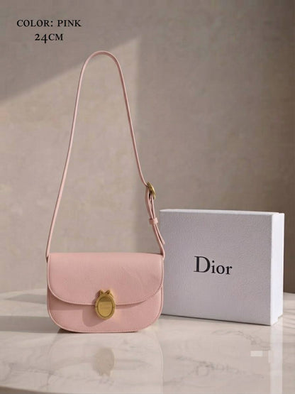 Dior ᴍᴇᴅᴇɪʟʟᴏɴ ғʟᴀᴘ
Lᴏɴɢ sᴛʀᴀᴘ ᴄʀᴏssʙᴏᴅʏ
ᴡɪᴛʜʙᴏx
sɪᴢᴇ:24ᴄᴍ
110 dhs🇦🇪🇦🇪

Zain56
♥️♥️♥️