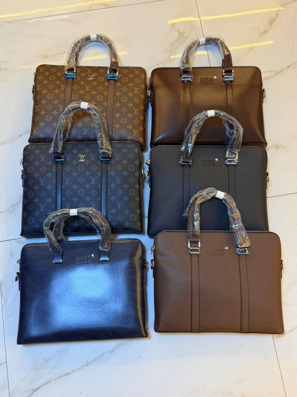 LAPTOP 💻 bags
110 dhs✅
Size 38cm

Zain200
♥️♥️♥️