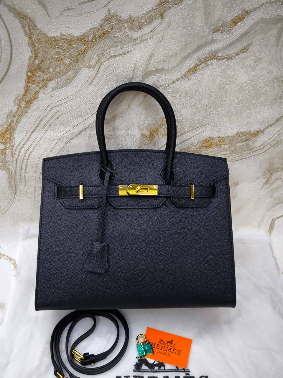 Hermes
110 dhs✅

Zain203
♥️♥️♥️