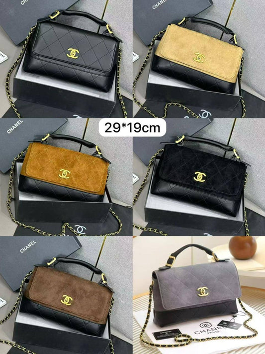 Chanel 25A new
Size : 29 * 19 * 8 cm
110 dhs🪙🖤
with box🎁

Zain115
♥️♥️♥️