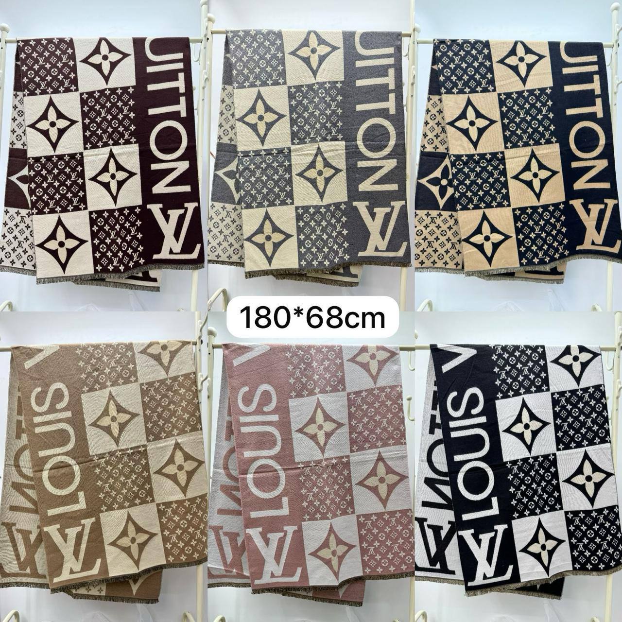 Brand Shawl / Scarf 

Good quality

Size:  180 * 68 cm
45 dhs🪙🌨️

Zain115
♥️♥️♥️