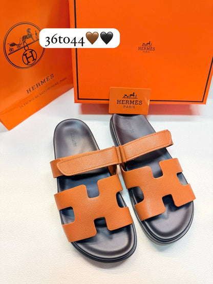 Hermes unisex
Size 36to41
Size 42to45
95 dhs✅

Zain236
♥️♥️♥️