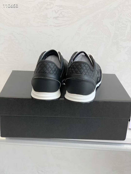 Chanel
Size 36-42
170 dhs🪙🖤

Zain132
♥️♥️♥️