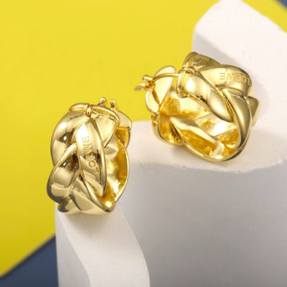 MASTER 
EARRING
WITH BOX AND PAPER BAG🛍️🎁
50 DHS✅

Zain89
♥️♥️♥️
