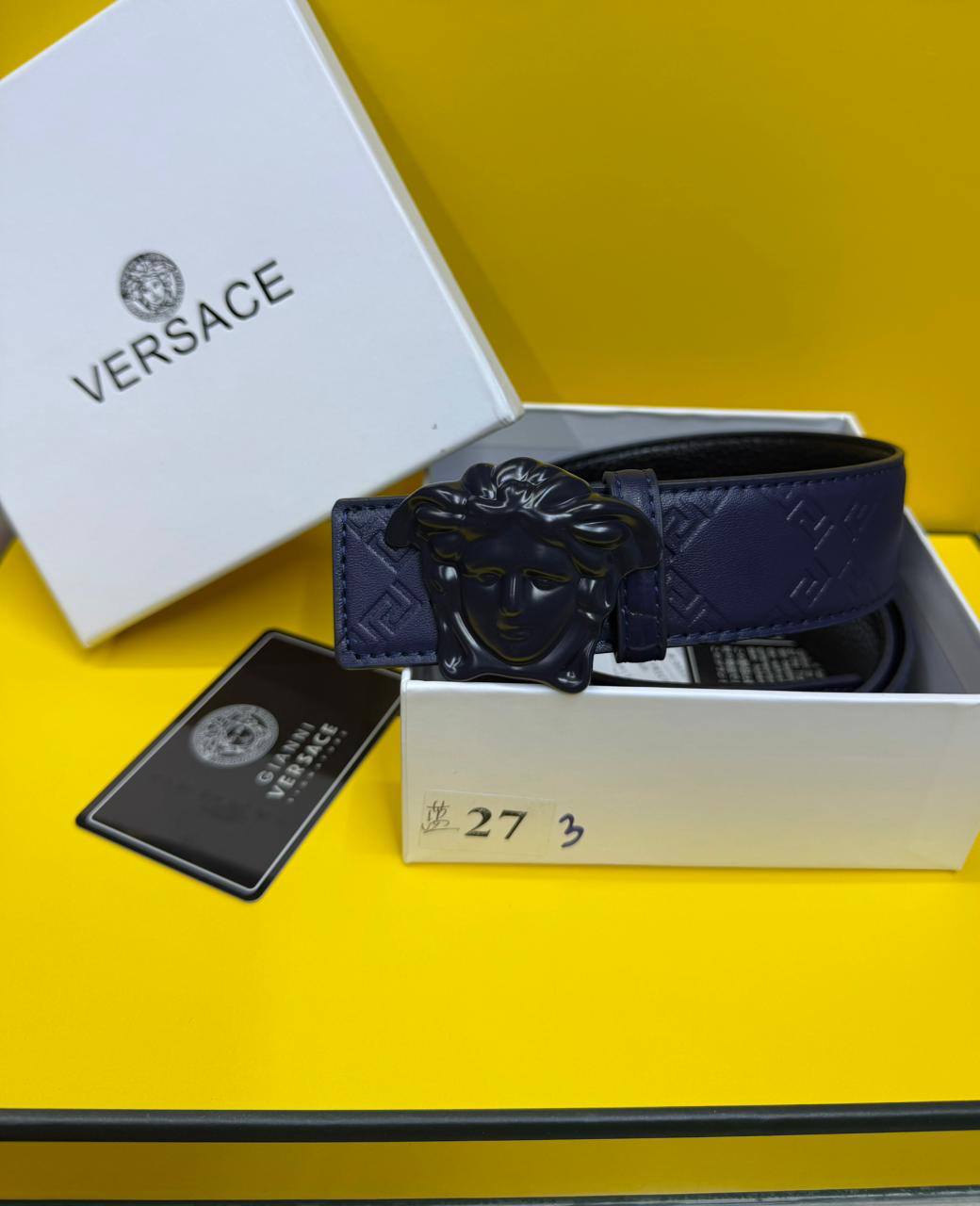 Loewe Belt

With box 
🎁🎁🎁

40 dhs🪙💕

Zain93
♥️♥️♥️