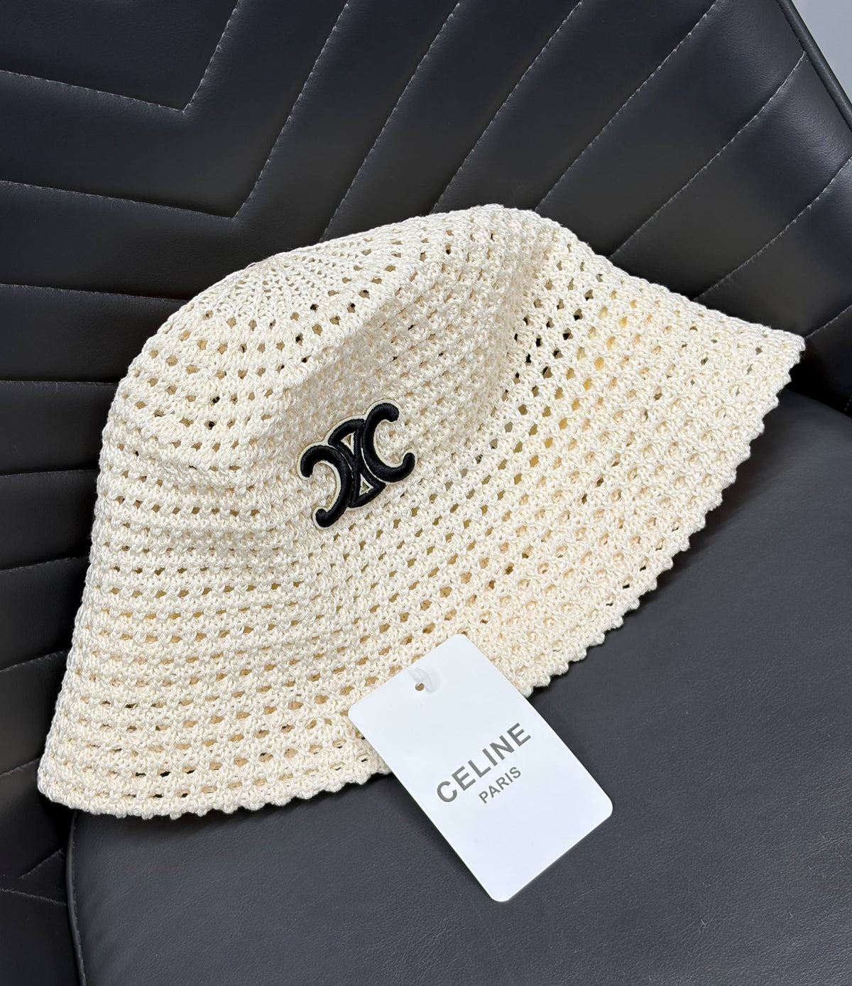 NEW HATS
Celine 
Fendi
Chanel


240 dhs🇦🇪🇦🇪

Zain328
♥️♥️♥️