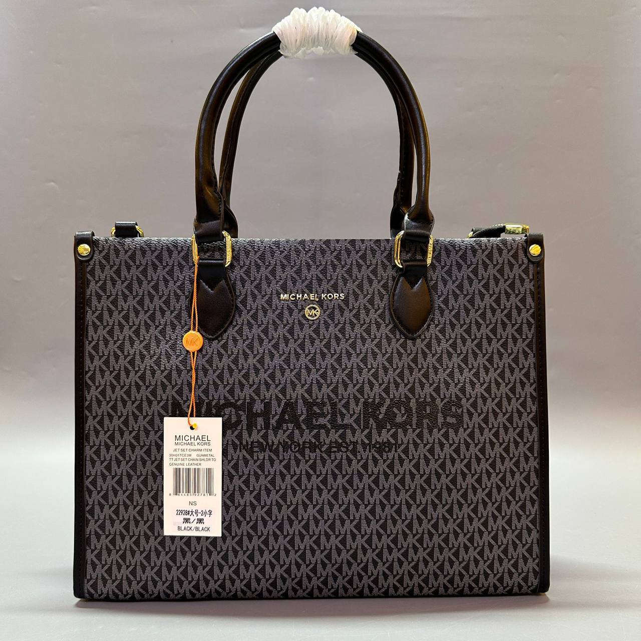 MK 
 GOOD QUALITY 
95 dhs✅

Zain39
♥️♥️♥️