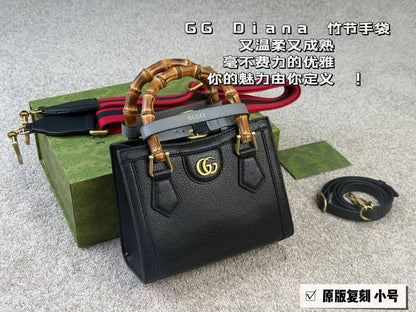Gucci
Master
20 cm
330 dhs✅

Zain297
♥️♥️♥️