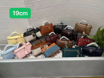 Loro Piana
withbox 
🎁🎁🎁

90 dhs❣️

Zain143
♥️♥️♥️