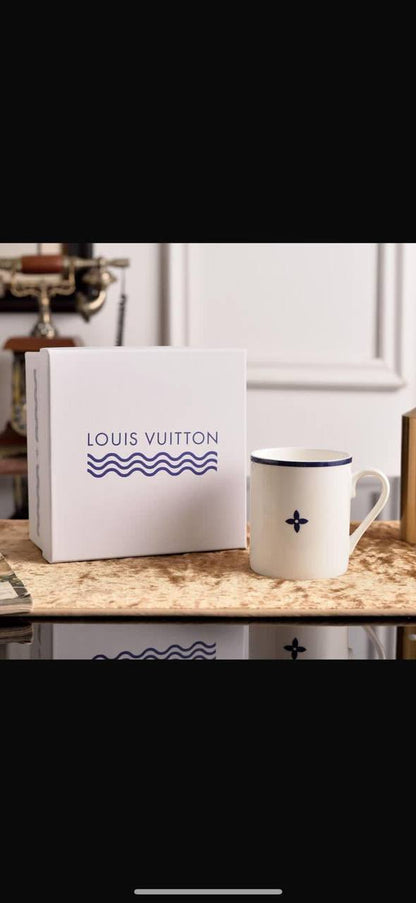 Branded mugs 

75 dhs

Zain205
♥️♥️♥️