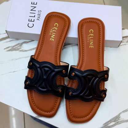 Celine 
Size 36 to 41
70 dhs✅

Zain236
♥️♥️♥️