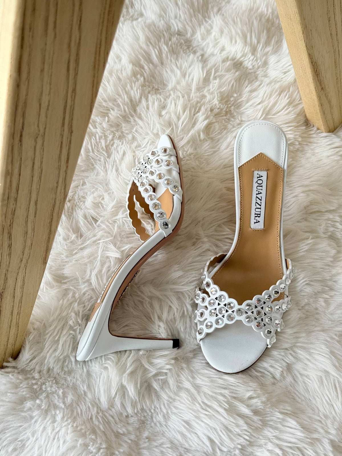 Aquazzura

Size 36 too 42

480 dhs🇦🇪🇦🇪

Zain303
♥️♥️♥️