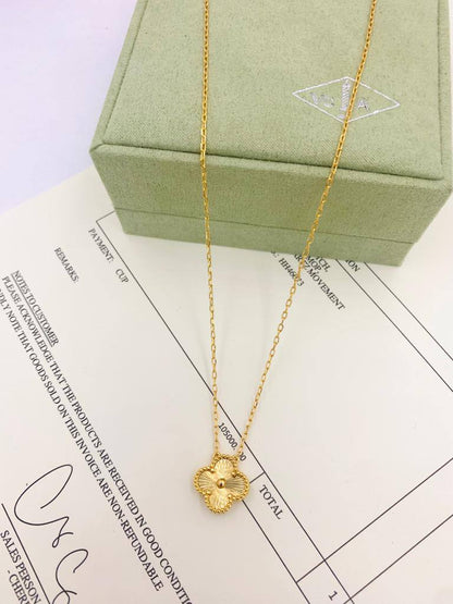 VCA NECKLACE 
55 dhs🪙💚 
With Box And Paper Bag
🎁🎁🎁

Zain89
♥️♥️♥️