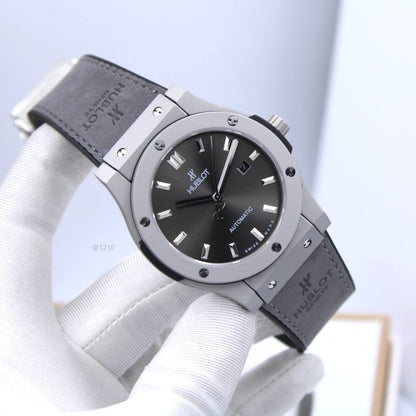 HUBLOT MEN AUTO
210 dhs💓

Zain304
♥️♥️♥️